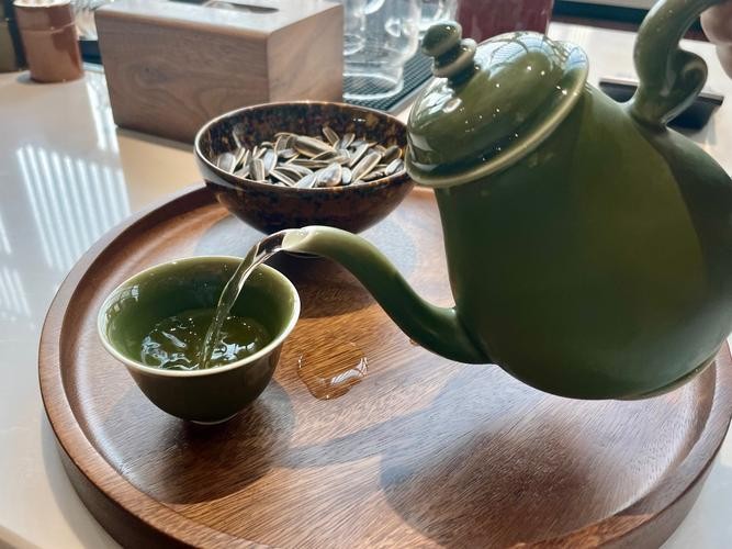 成都午后慢时光，一茶一味，无限延长的生活韵律