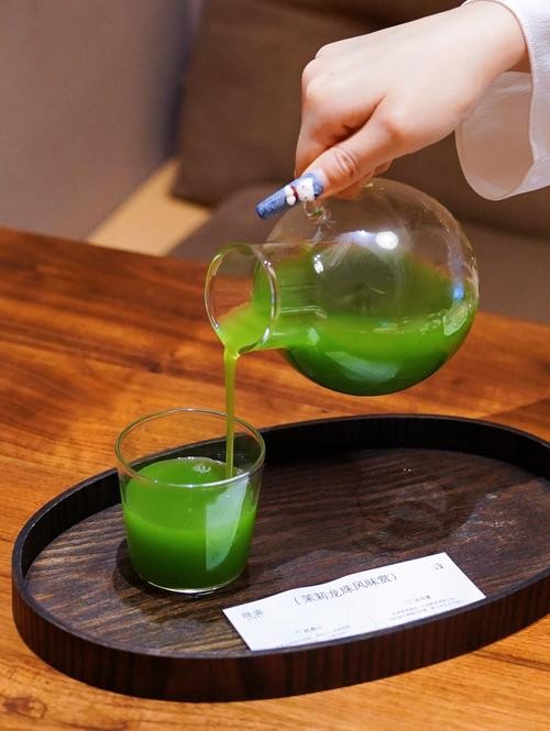 盖碗冲泡大难关，科学怪人实验探索茶饮新境界！