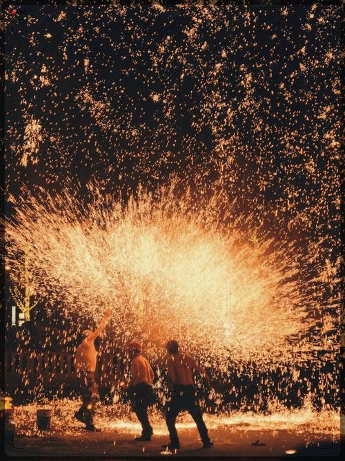 打树花，30年传承的浓浓中国味艺术盛宴